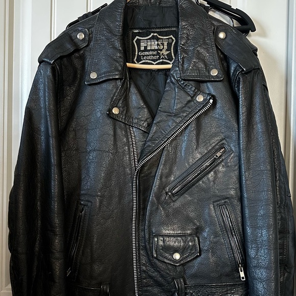 VINTAGE 1980s Black Genuine Leather Biker Jacket Moto Streetwear ~Rare! SZ 46 - Picture 16 of 16